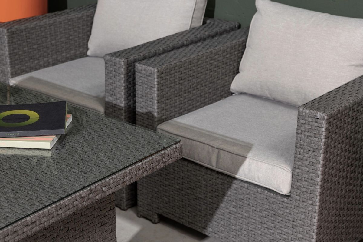 Cube sett 2+1+1 m/puter+spisebord - gråmelert/strandgrå