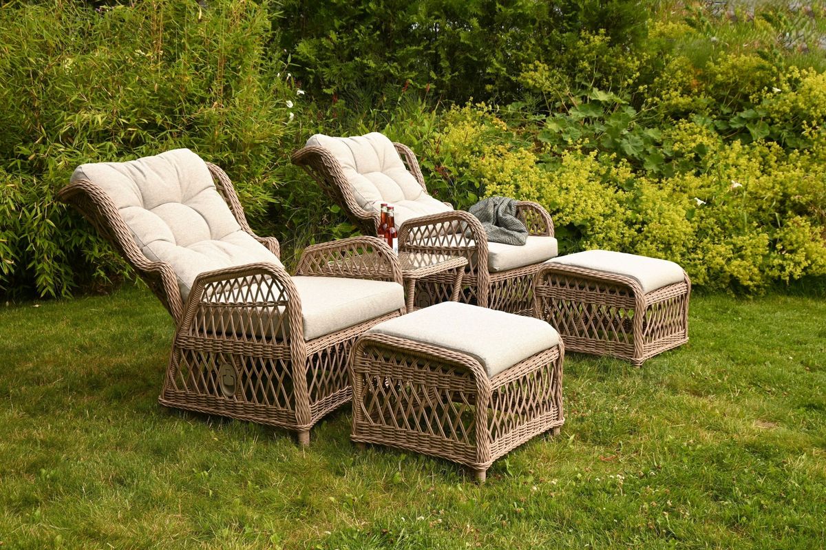 Catalina sett 2 regulerbare stoler+paller m/puter+bord - natur/lys gråbeige