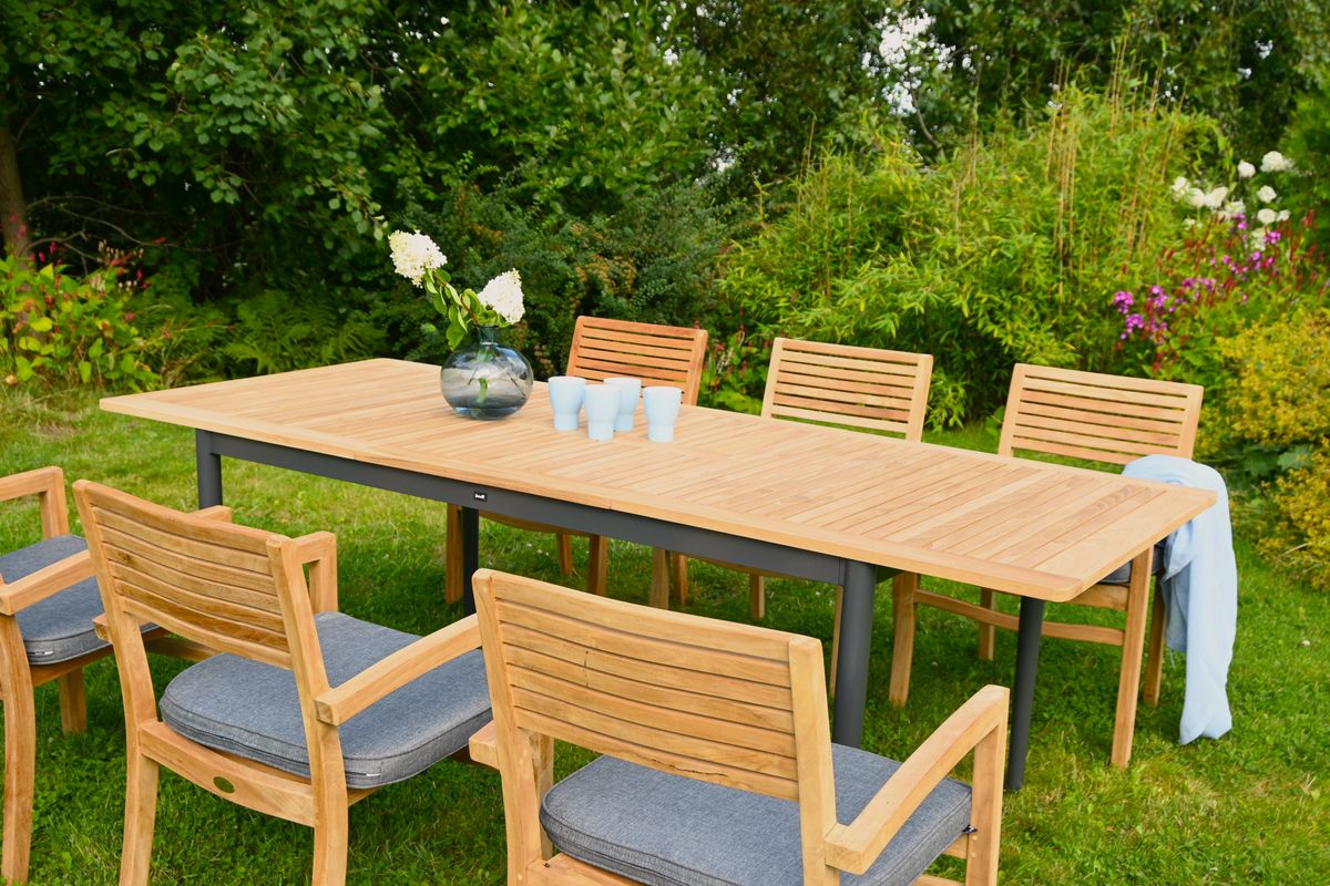 Figaro sett 4 stabelbare stoler+uttrekksbord - teak