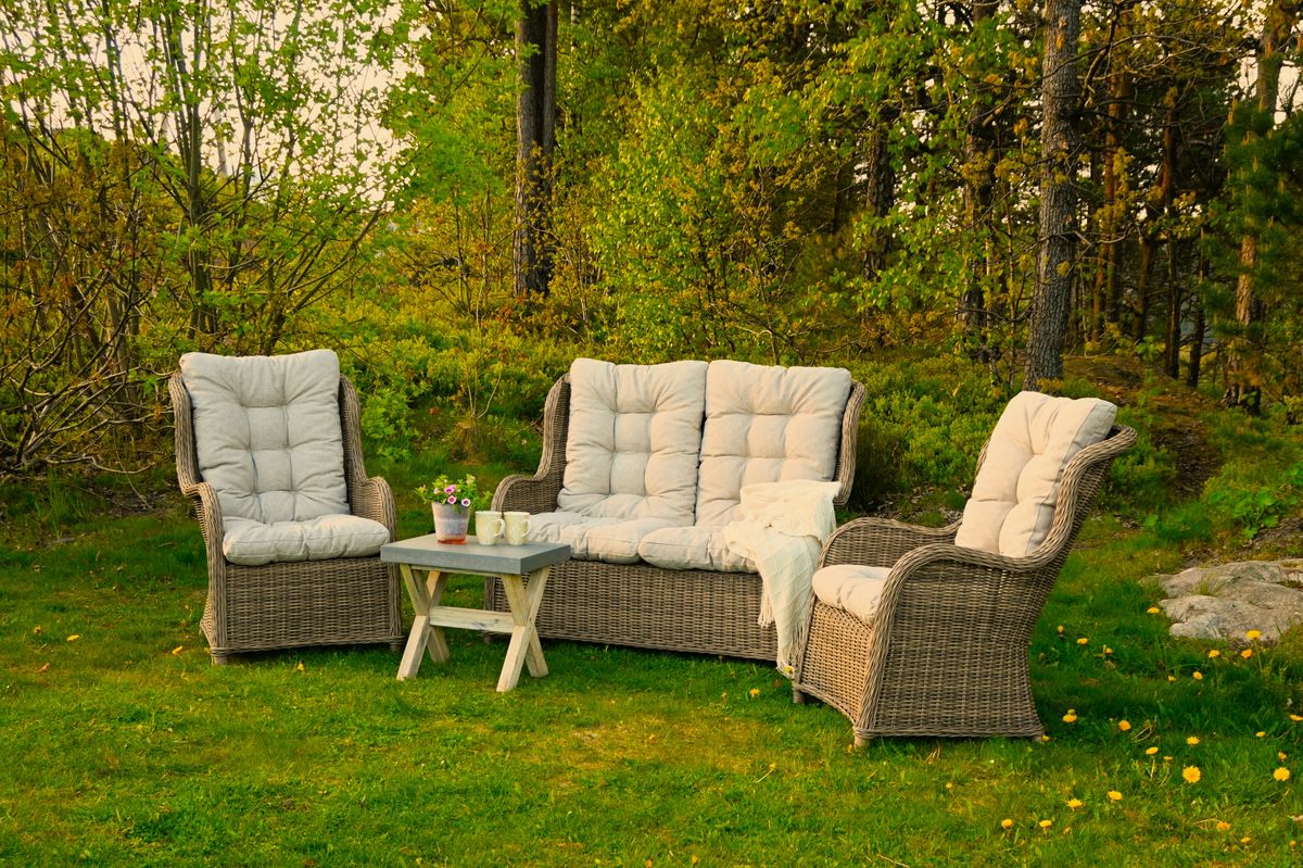 Flock Høy putesett 2+1+1 - design Linebeige, 4 puter 