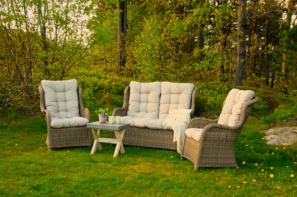 Hovedbilde Flock Høy putesett 2+1+1 - design Linebeige, 4 puter 